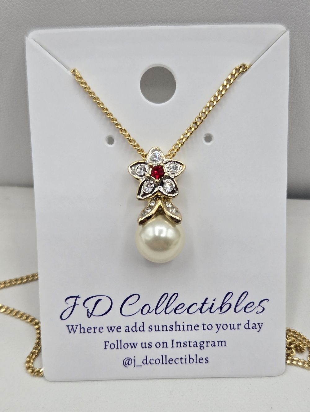 Swarovski Crystal Elements Gold Floral Necklace 18 inch Pearl Bridal Casual